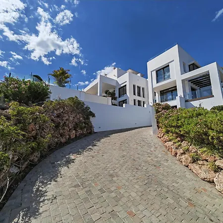 Modern With Amazing Sea View