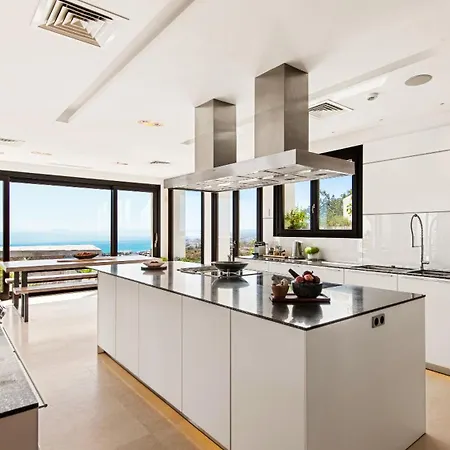 Holiday home Modern With Amazing Sea View