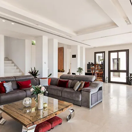 Modern With Amazing Sea View בית נופש מארבלה