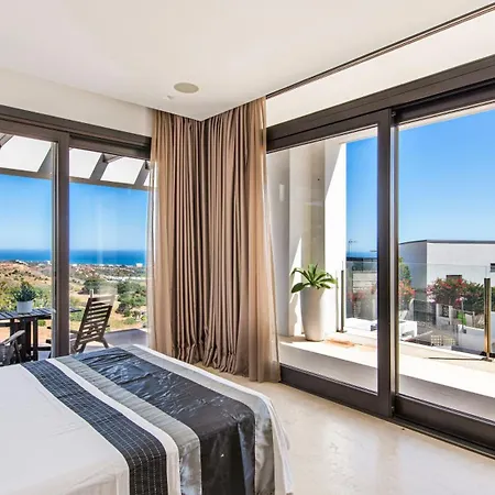 Modern With Amazing Sea View Holiday home Marbella