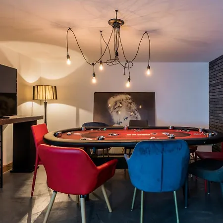Modern With Amazing Sea View בית נופש